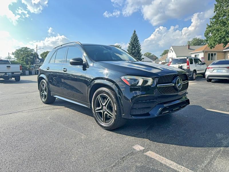 Продажа на аукционе авто 2020 Mercedes-benz Gle, vin: 4JGFB4KB9LA010207, номер лота: 64478666