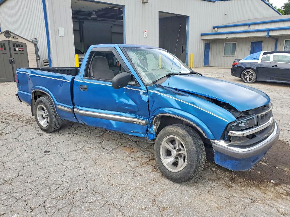 63677516 :رقم المزاد ، 1GCCS14511K175575 vin ، 2001 Chevrolet S Truck مزاد بيع