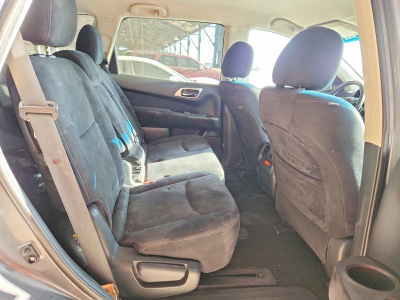 67119346 :رقم المزاد ، 5N1AR2MM9GC601530 vin ، 2016 Nissan Pathfinder مزاد بيع