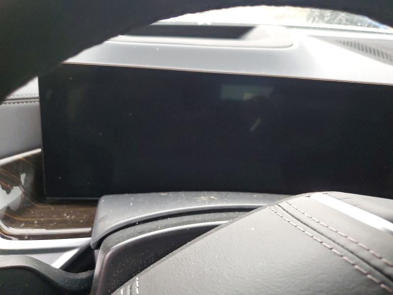64616496 :رقم المزاد ، 5UX23EM01R9U66583 vin ، 2024 Bmw X7 مزاد بيع