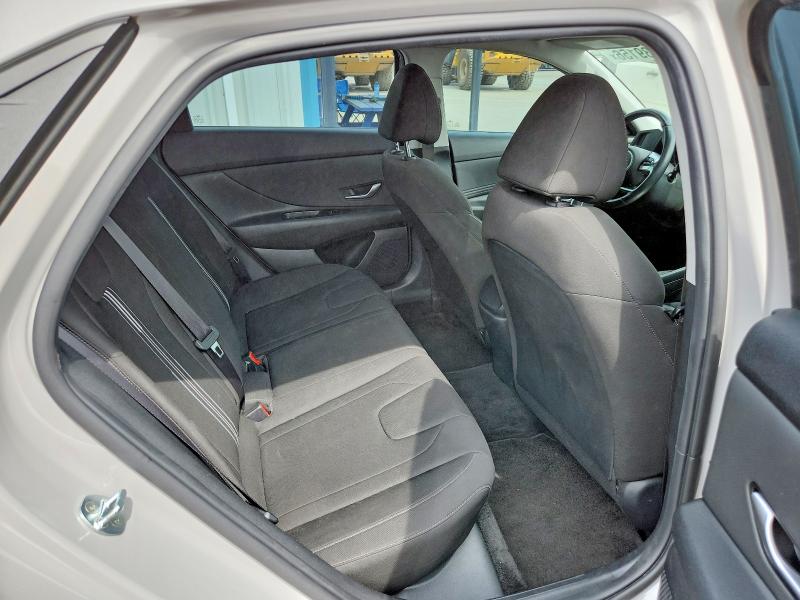 65239156 :رقم المزاد ، KMHLM4AG2NU333171 vin ، 2022 Hyundai Elantra مزاد بيع