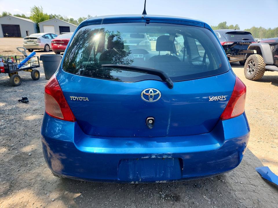 Продажа на аукционе авто 2007 Toyota Yaris, vin: JTDJT923275108804, номер лота: 64542116