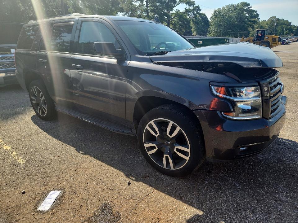 72451996 :رقم المزاد ، 1GNSCBKC7JR380333 vin ، 2018 Chevrolet Tahoe مزاد بيع