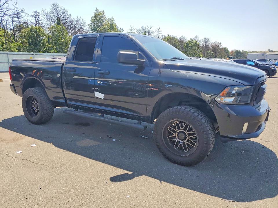 63307806 :رقم المزاد ، 1C6RR7FT3GS413270 vin ، 2016 Ram 1500 مزاد بيع