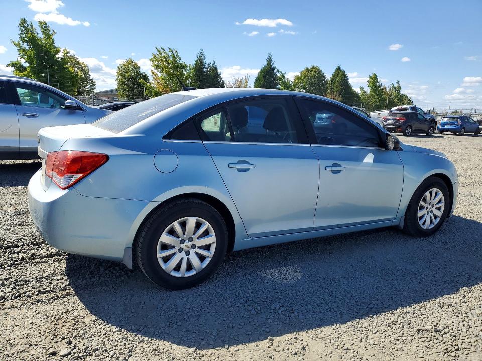 2011 Chevrolet Cruze მანქანა იყიდება აუქციონზე, vin: 1G1PC5SH6B7301820, აუქციონის ნომერი: 65025166