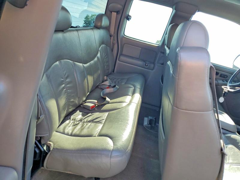 65364106 :رقم المزاد ، 1GCEK19T22E133190 vin ، 2002 Chevrolet Silverado مزاد بيع