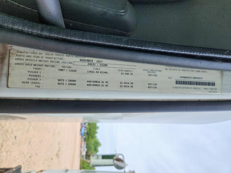 Продаж на аукціоні авто 2018 Volvo Vnr, vin: 4V4WB9EH7JN896037, номер лоту: 66077336