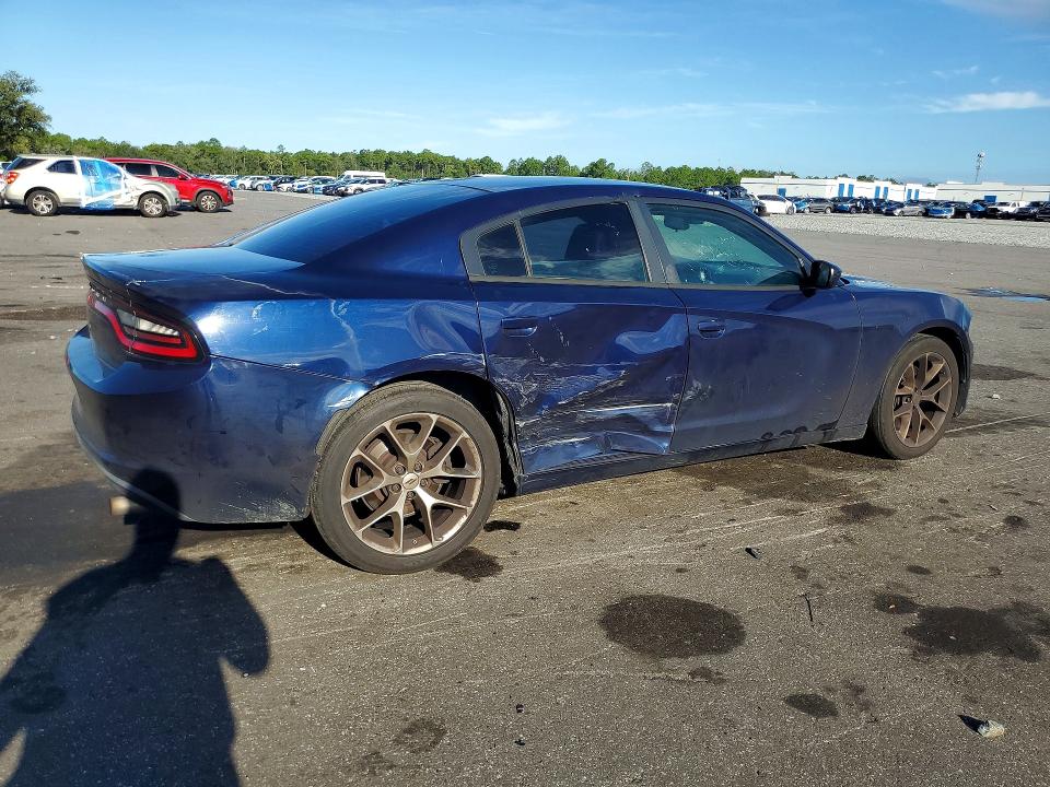 67288746 :رقم المزاد ، 2C3CDXAT6FH817596 vin ، 2015 Dodge Charger مزاد بيع