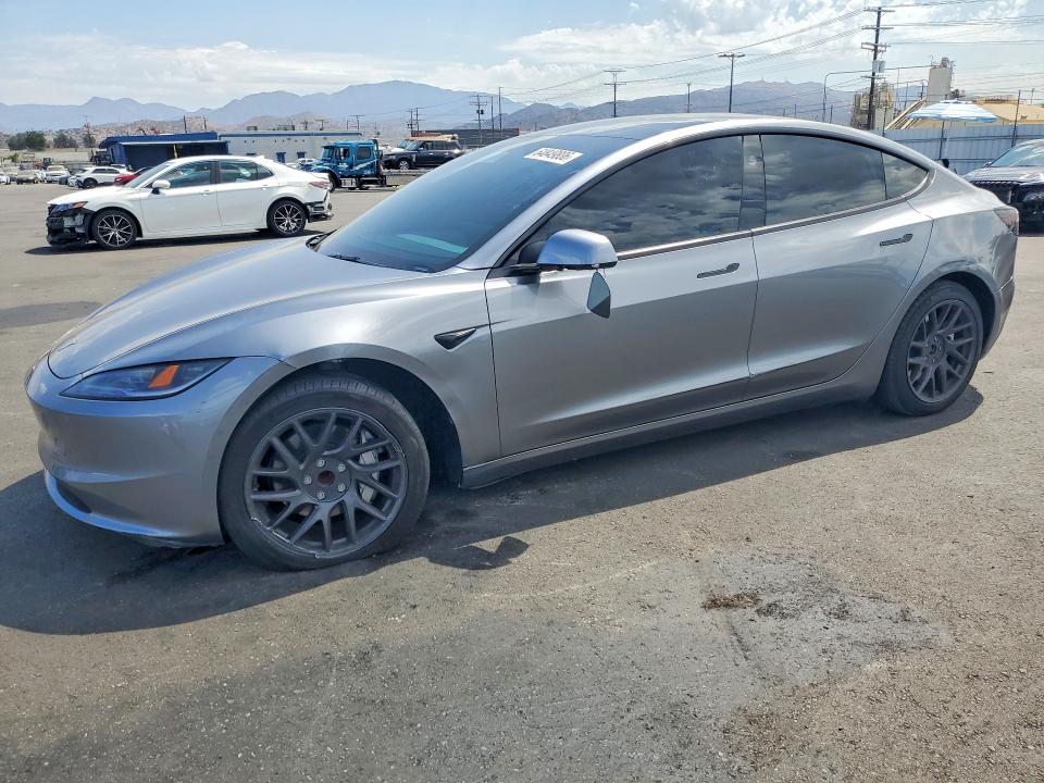 64849806 :رقم المزاد ، 5YJ3E1EA8SF896476 vin ، 2025 Tesla Model 3 مزاد بيع