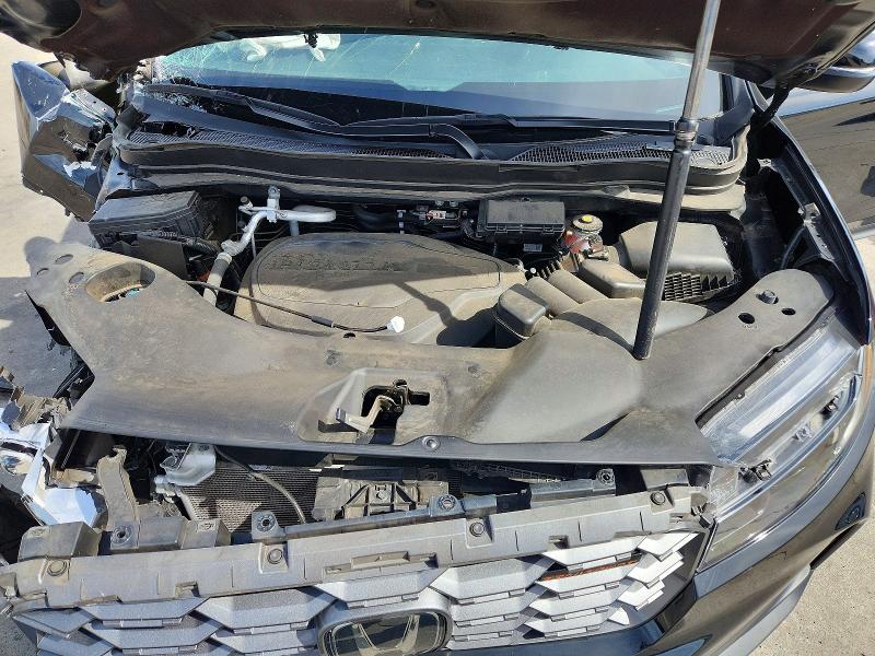 65881376 :رقم المزاد ، 5FNYF8H65PB016263 vin ، 2023 Honda Passport مزاد بيع