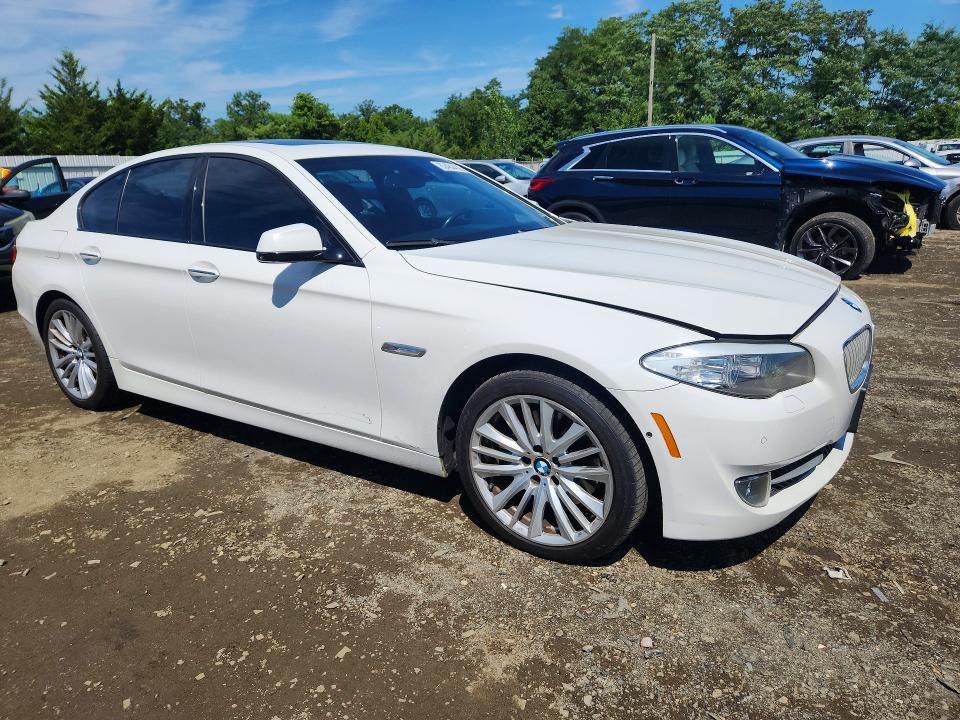 2011 Bmw 550 მანქანა იყიდება აუქციონზე, vin: WBAFR9C52BC758710, აუქციონის ნომერი: 63484476