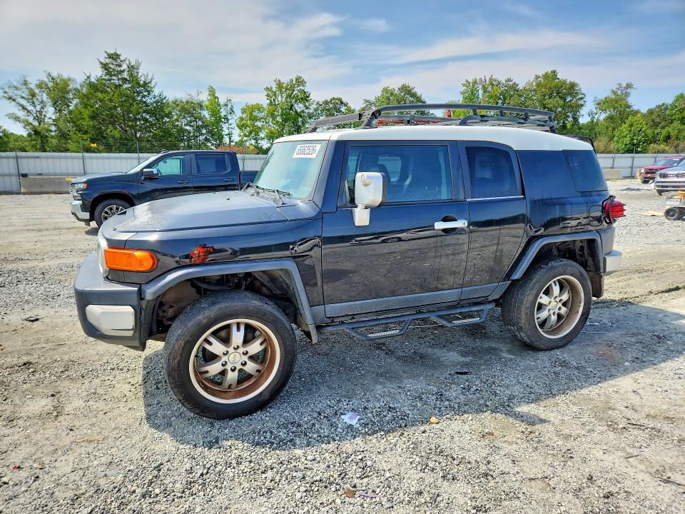 2007 Toyota Fj Cruiser მანქანა იყიდება აუქციონზე, vin: JTEBU11F270032122, აუქციონის ნომერი: 65062526