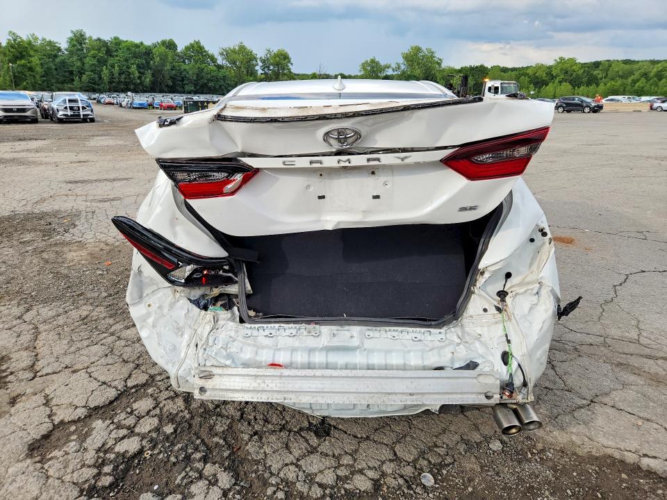 Продажа на аукционе авто 2021 Toyota Camry, vin: 4T1G11AK6MU561587, номер лота: 64232886