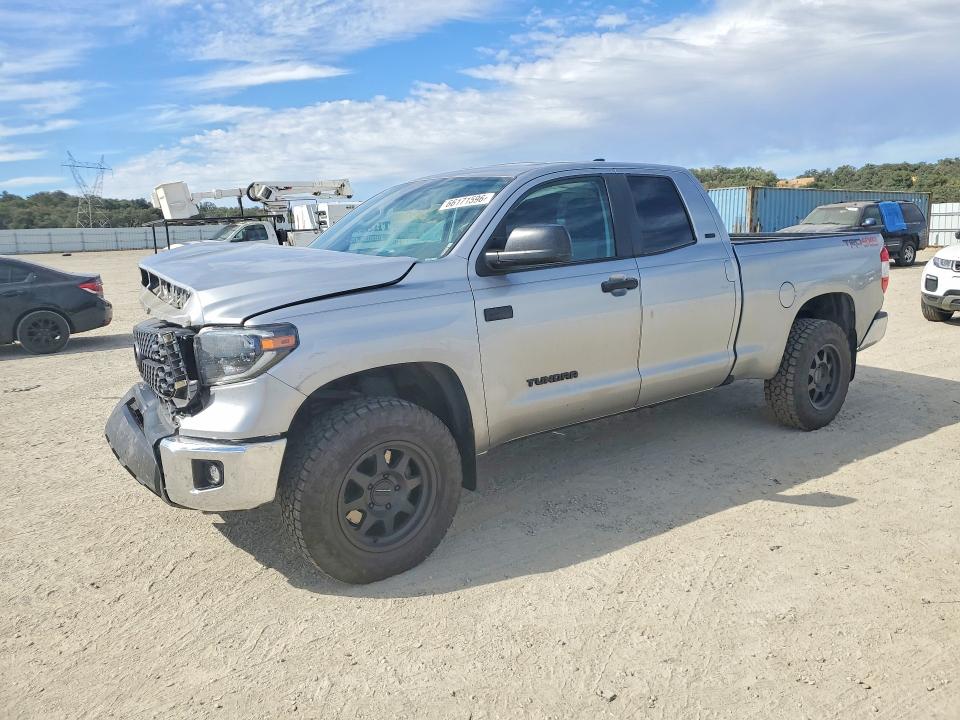 66171596 :رقم المزاد ، 5TFUY5F17MX005894 vin ، 2021 Toyota Tundra مزاد بيع
