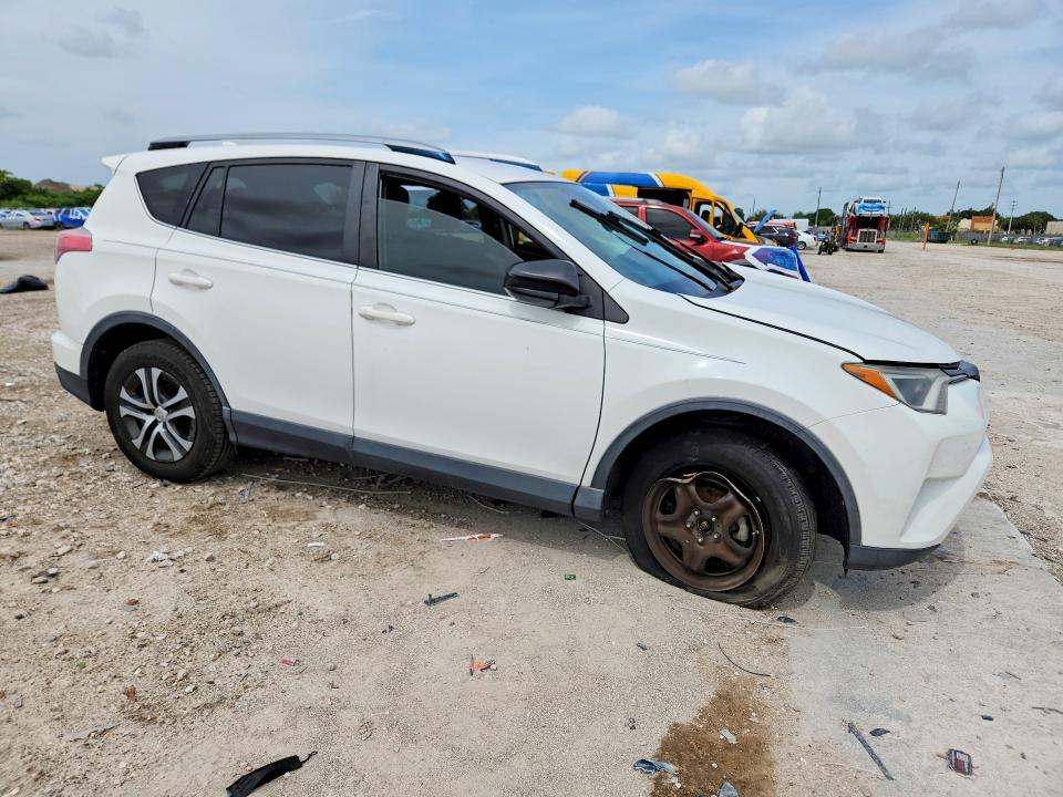 Продажа на аукционе авто 2018 Toyota Rav4, vin: JTMZFREV3JJ164501, номер лота: 63728316