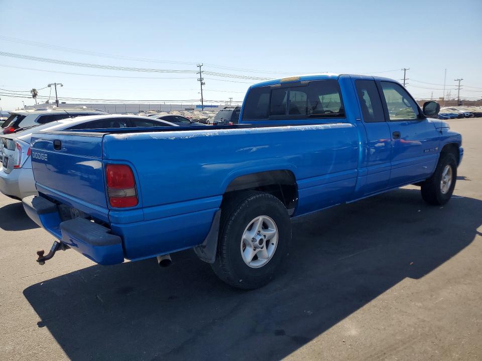 2001 Dodge Ram 1500 მანქანა იყიდება აუქციონზე, vin: 3B7HC13Y41G759930, აუქციონის ნომერი: 64608966