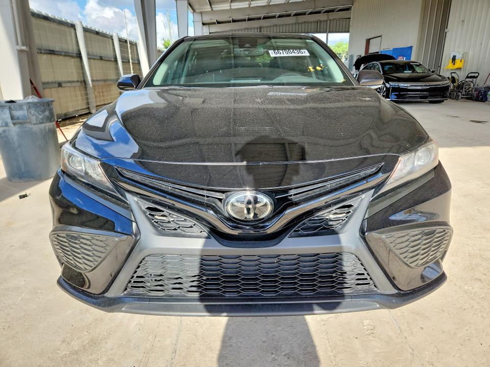 66700436 :رقم المزاد ، 4T1T11AK1RU920088 vin ، 2024 Toyota Camry مزاد بيع