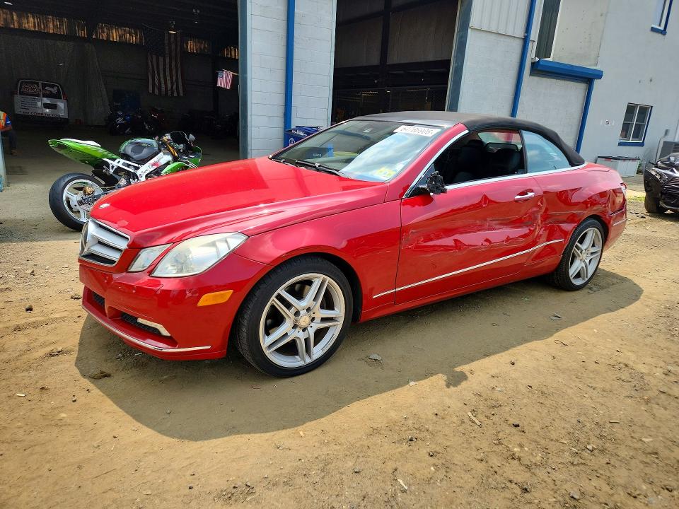 2011 Mercedes-benz E მანქანა იყიდება აუქციონზე, vin: WDDKK5GF0BF054379, აუქციონის ნომერი: 64766906