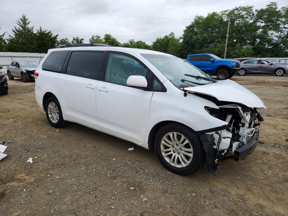 Продаж на аукціоні авто 2011 Toyota Sienna, vin: 5TDYK3DC7BS172030, номер лоту: 59881806