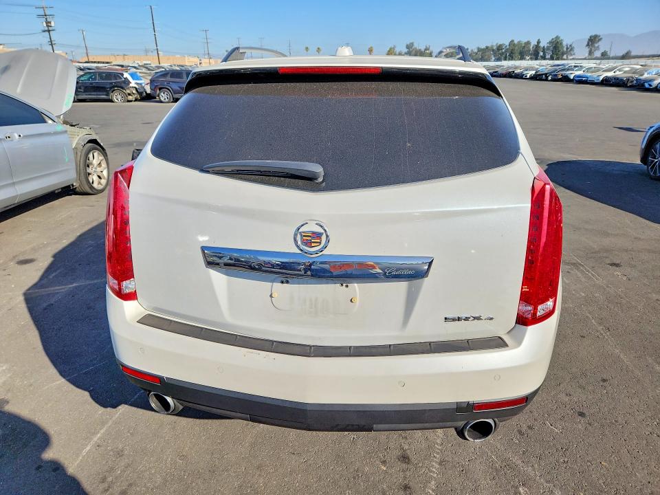Продаж на аукціоні авто 2015 Cadillac Srx, vin: 3GYFNCE35FS573634, номер лоту: 63722096