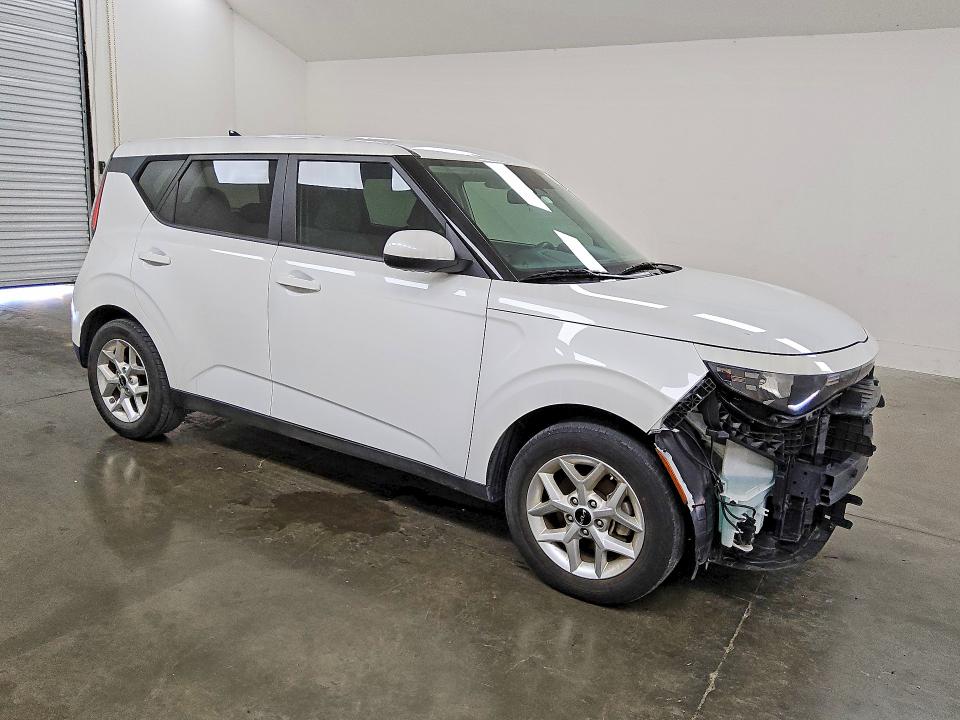 Продажа на аукционе авто 2024 Kia Soul, vin: KNDJ23AU7R7231726, номер лота: 63342416