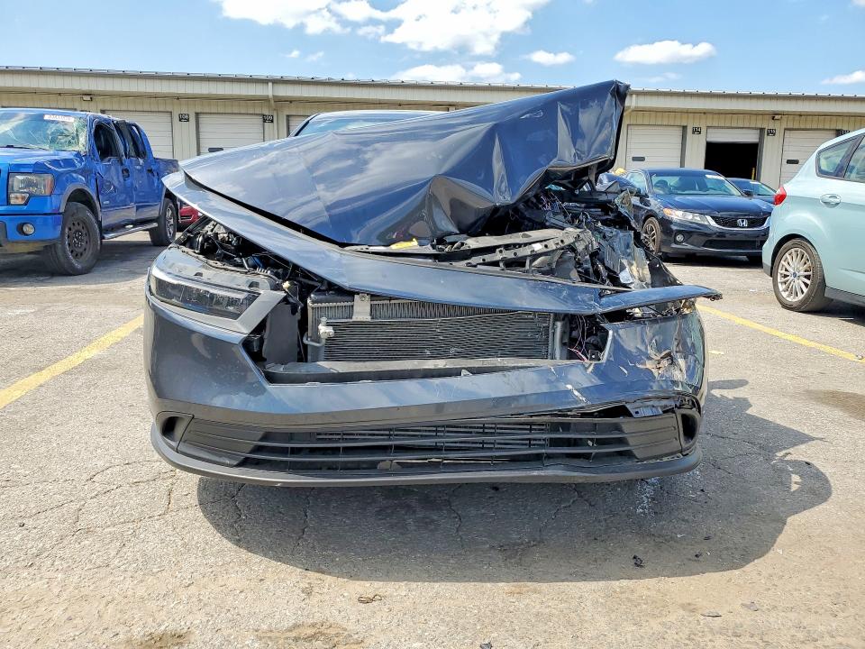 2025 Honda Accord მანქანა იყიდება აუქციონზე, vin: 1HGCY1F29SA032240, აუქციონის ნომერი: 63802656