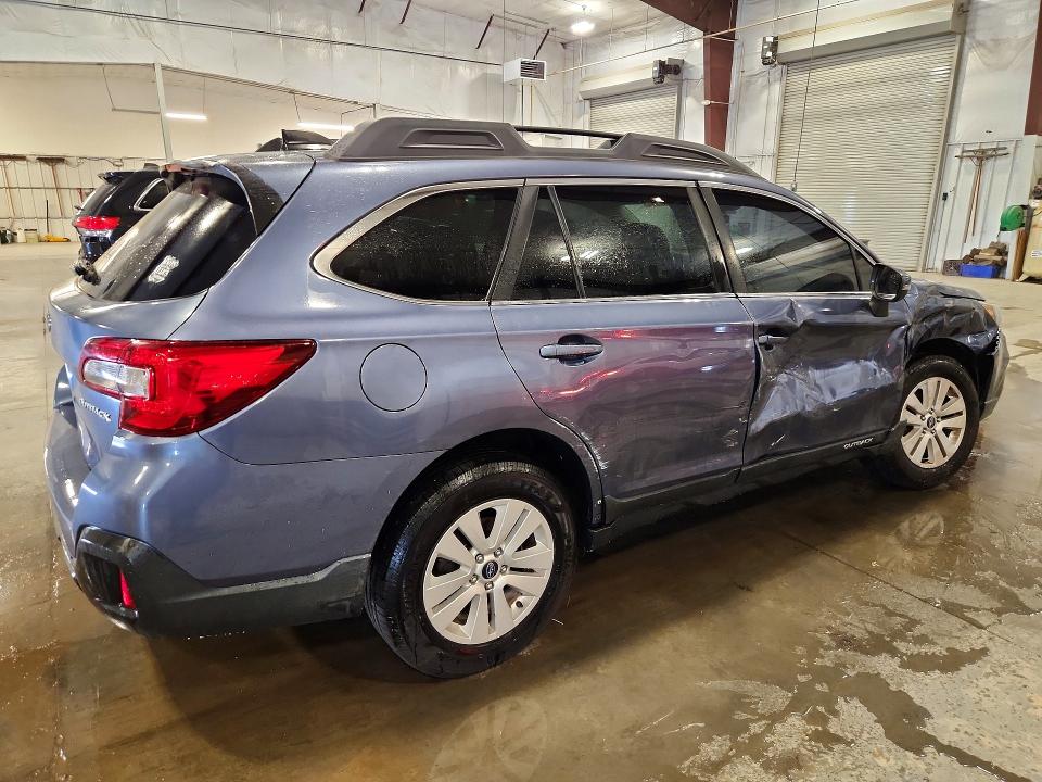 2018 Subaru Outback მანქანა იყიდება აუქციონზე, vin: 4S4BSAFCXJ3315247, აუქციონის ნომერი: 64103236