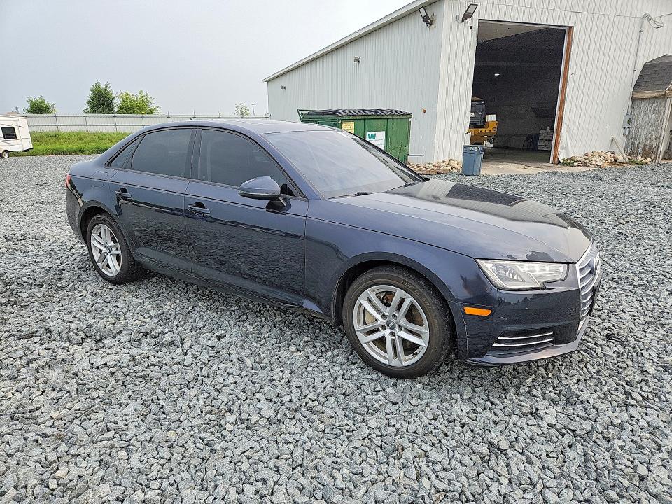 Продаж на аукціоні авто 2017 Audi A4, vin: WAUANAF43HN034421, номер лоту: 64369096