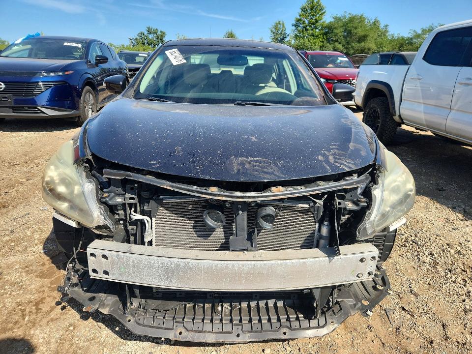 2013 Nissan Altima მანქანა იყიდება აუქციონზე, vin: 1N4BL3AP2DN576197, აუქციონის ნომერი: 65274076