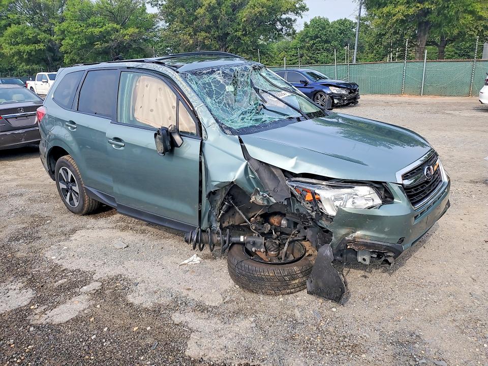 2017 Subaru Forester მანქანა იყიდება აუქციონზე, vin: JF2SJAGC3HH419647, აუქციონის ნომერი: 64788686