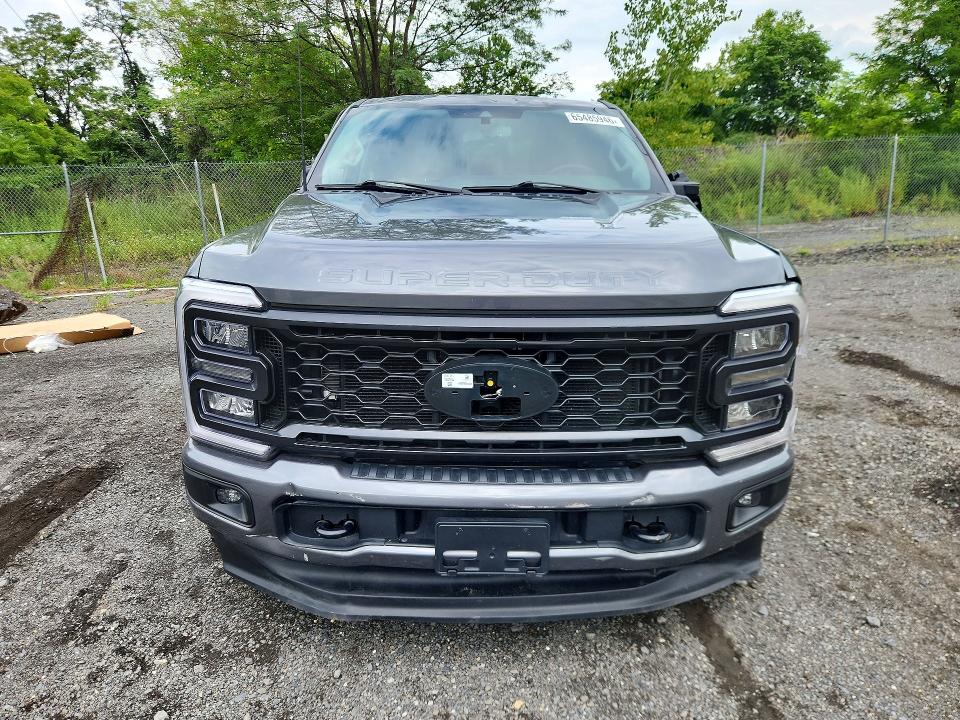 65485946 :رقم المزاد ، 1FT8W2BT3REE68941 vin ، 2024 Ford F250 مزاد بيع