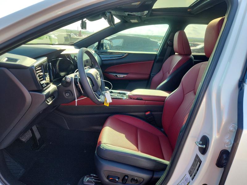 64567756 :رقم المزاد ، 2T2GGCEZ3NC012977 vin ، 2022 Lexus Nx مزاد بيع