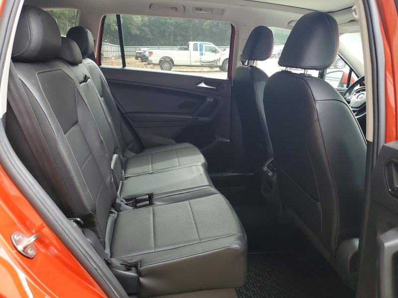 Продаж на аукціоні авто 2018 Volkswagen Tiguan, vin: 3VV2B7AX2JM185062, номер лоту: 63930646