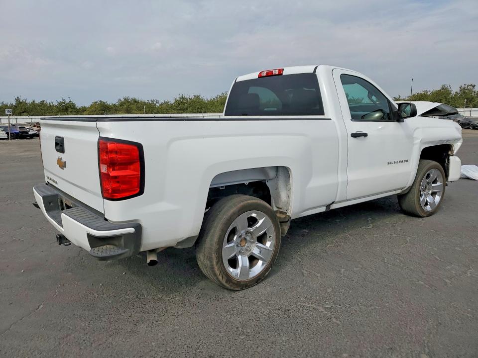 Продажа на аукционе авто 2017 Chevrolet Silverado, vin: 1GCNCNEHXHZ275441, номер лота: 67008176