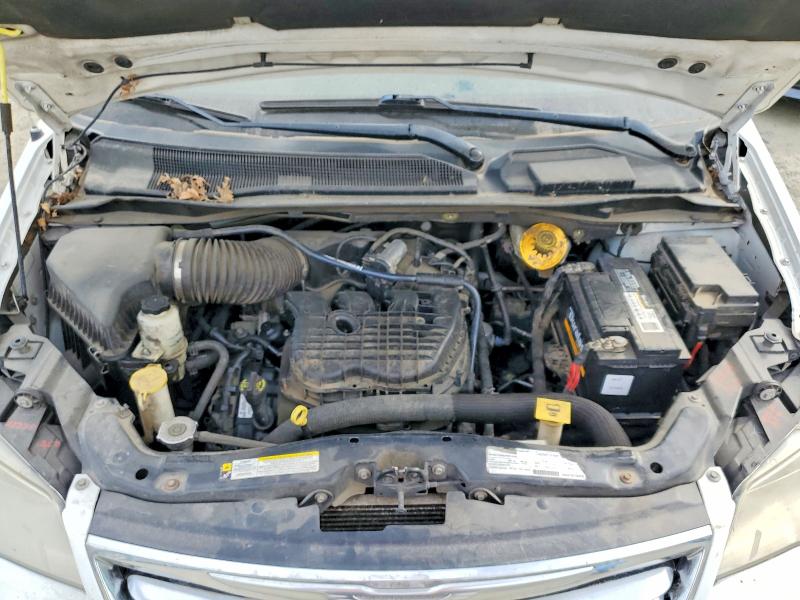 66190196 :رقم المزاد ، 2C4RC1BG0FR718094 vin ، 2015 Chrysler Town & Country مزاد بيع