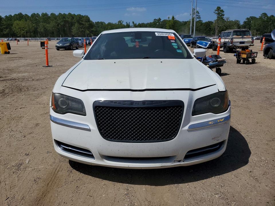 65003026 :رقم المزاد ، 2C3CCAAG8EH244508 vin ، 2014 Chrysler 300 مزاد بيع