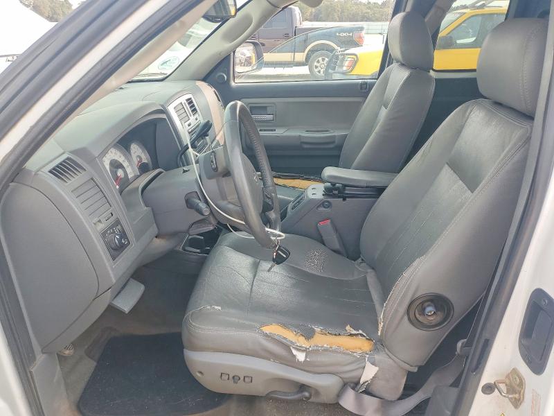 67223486 :رقم المزاد ، 1D7HE52N25S256412 vin ، 2005 Dodge Dakota مزاد بيع