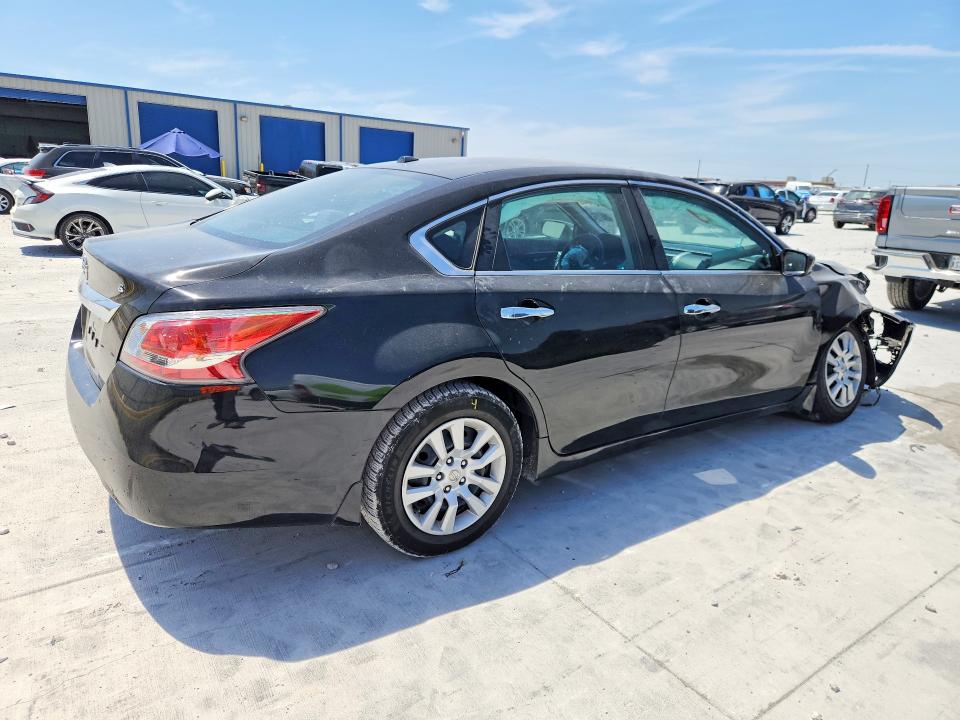 65239046 :رقم المزاد ، 1N4AL3AP1FN878319 vin ، 2015 Nissan Altima مزاد بيع