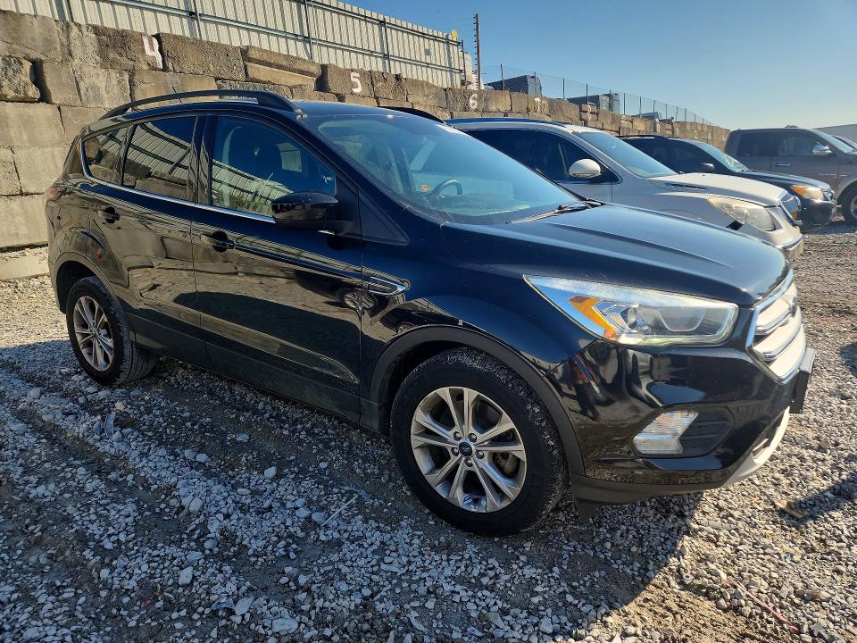 2018 Ford Escape მანქანა იყიდება აუქციონზე, vin: 1FMCU9HD0JUA89961, აუქციონის ნომერი: 65992596