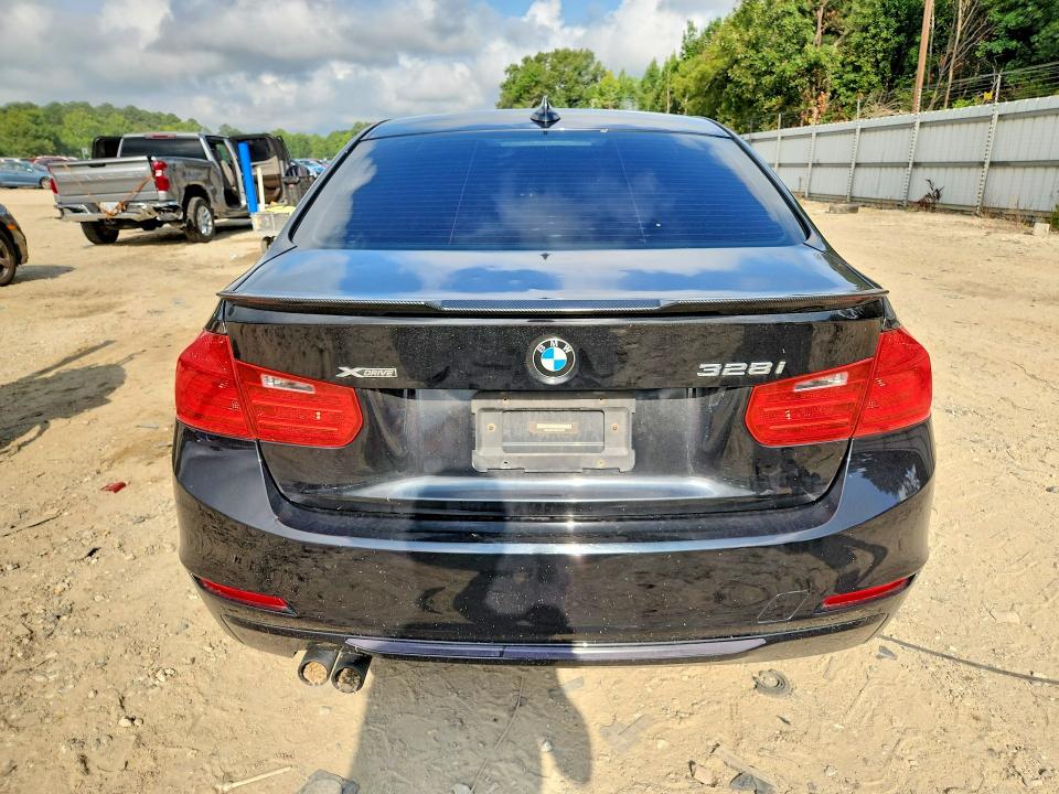 2013 Bmw 328 მანქანა იყიდება აუქციონზე, vin: WBA3B3C5XDF535708, აუქციონის ნომერი: 62835756