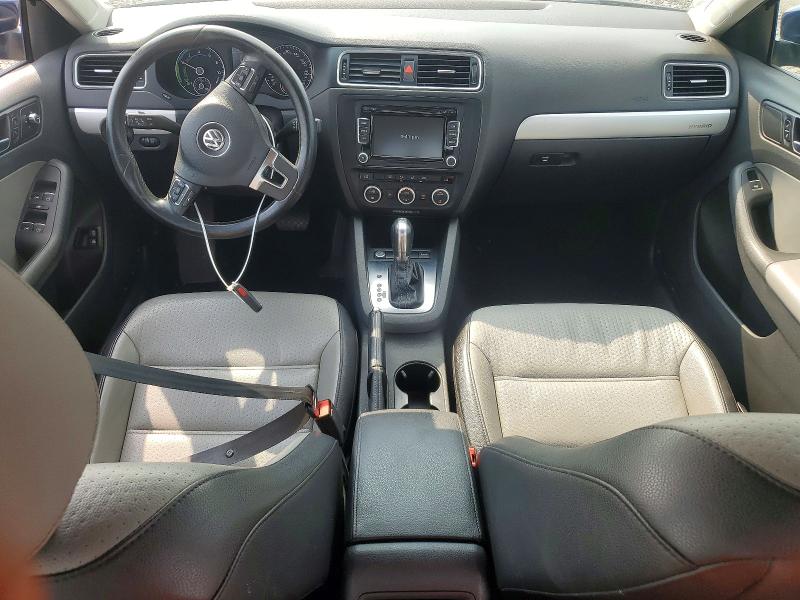 64494276 :رقم المزاد ، 3VW637AJXDM295156 vin ، 2013 Volkswagen Jetta مزاد بيع