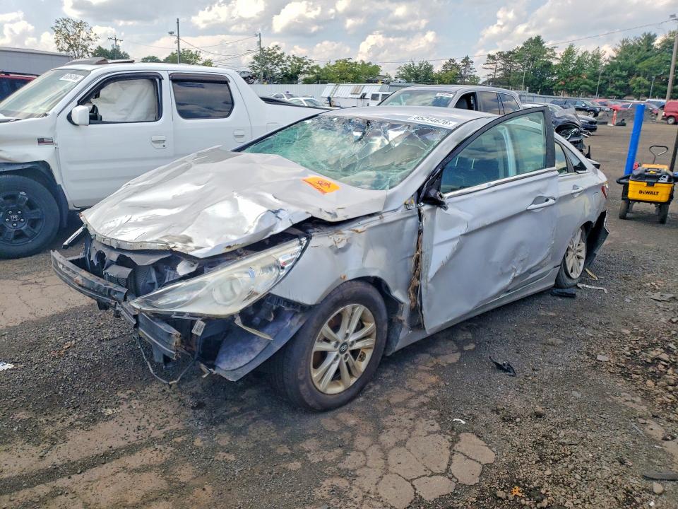 2011 Hyundai Sonata მანქანა იყიდება აუქციონზე, vin: 5NPEB4AC8BH269983, აუქციონის ნომერი: 65214676
