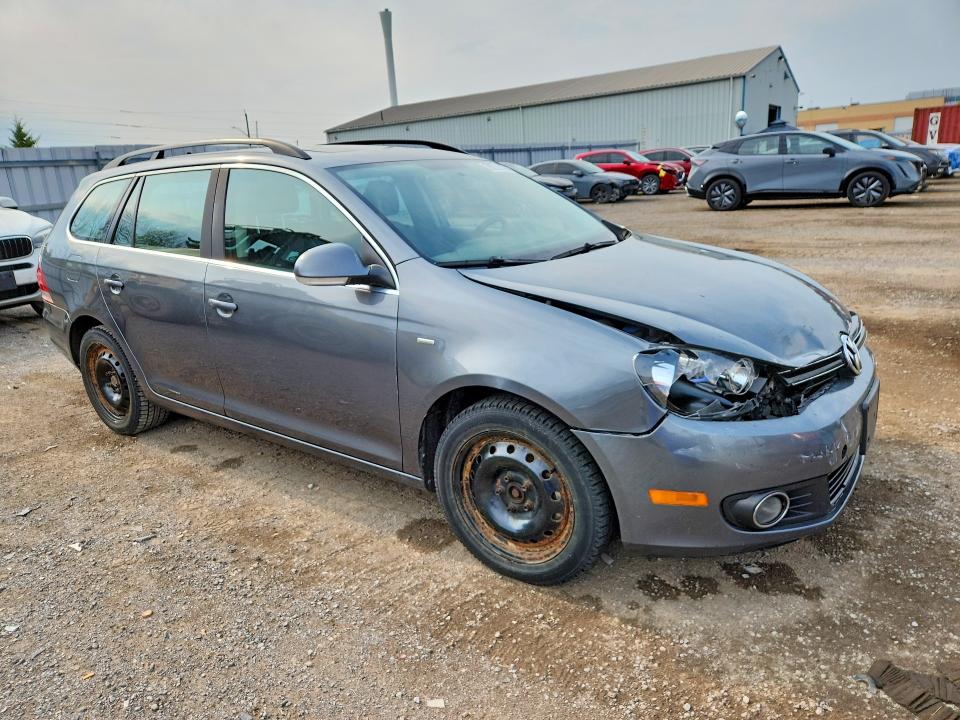 Продажа на аукционе авто 2014 Volkswagen Jetta, vin: 3VWML7AJ1EM621774, номер лота: 63732196