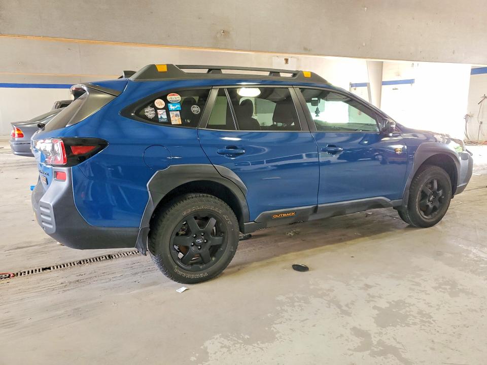 63184866 :رقم المزاد ، 4S4BTGUD1R3136764 vin ، 2024 Subaru Outback مزاد بيع
