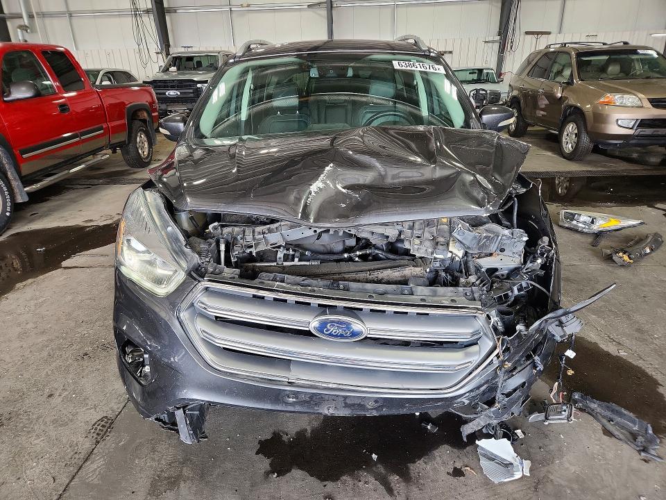 Продаж на аукціоні авто 2017 Ford Escape, vin: 1FMCU9J9XHUE23879, номер лоту: 63861676
