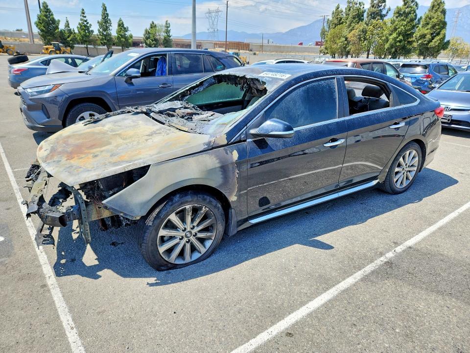 64748216 :رقم المزاد ، 5NPE34AF6HH524386 vin ، 2017 Hyundai Sonata مزاد بيع