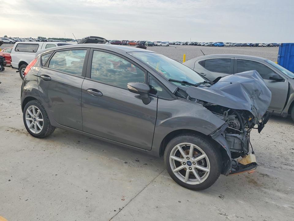 64255476 :رقم المزاد ، 3FADP4EJ4KM147207 vin ، 2019 Ford Fiesta مزاد بيع
