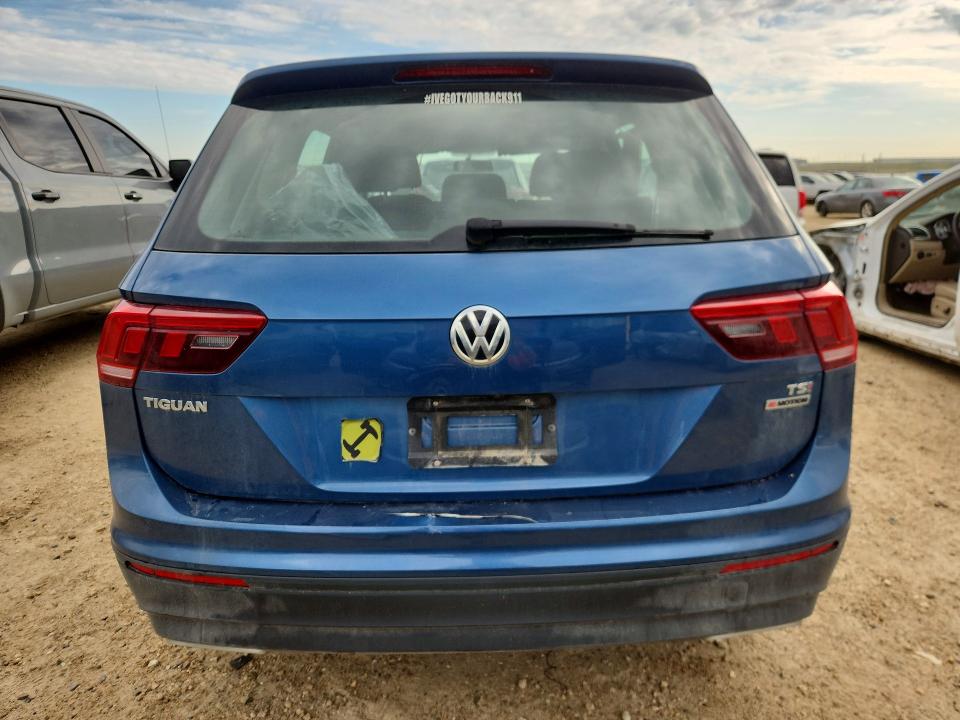 2018 Volkswagen Tiguan მანქანა იყიდება აუქციონზე, vin: 3VV0B7AX5JM130211, აუქციონის ნომერი: 64805656