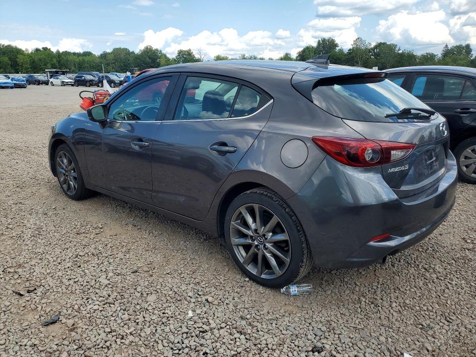 65105076 :رقم المزاد ، 3MZBN1M33JM229577 vin ، 2018 Mazda 3 مزاد بيع