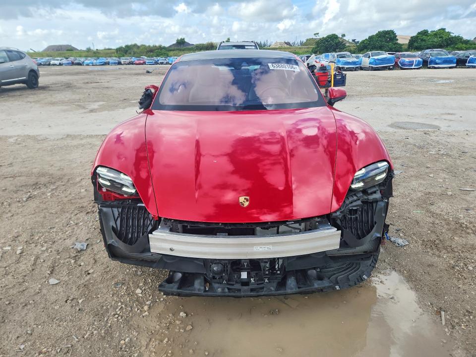 63880106 :رقم المزاد ، WP0AC2Y11LSA71398 vin ، 2020 Porsche Taycan مزاد بيع